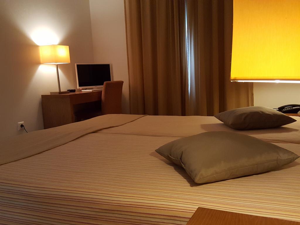 Hotel Jose Alberto Viseu Room photo